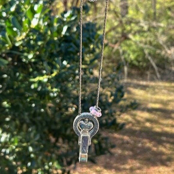 BRIGHTON Floating HEART Silver Lanyard/ID/Badge HOLDER NECKLACE - Picture 5 of 7